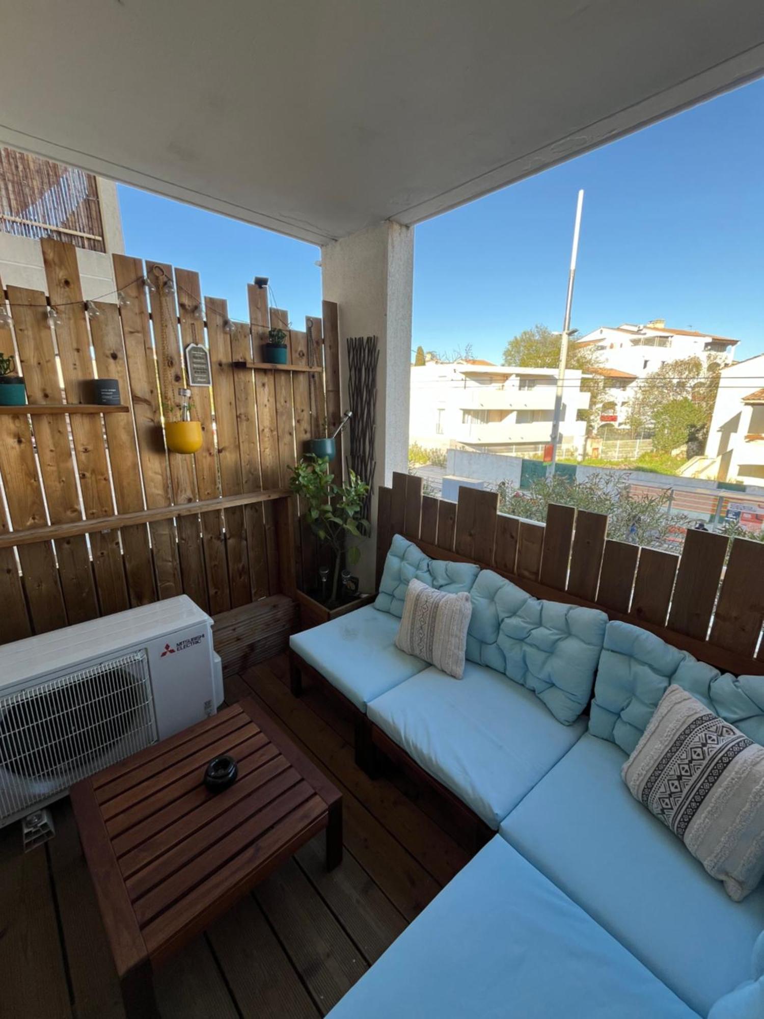 Joli T2/ Tram/ Clim/ Parking/ Wifi/ Piscine Apartment Монпелие Екстериор снимка