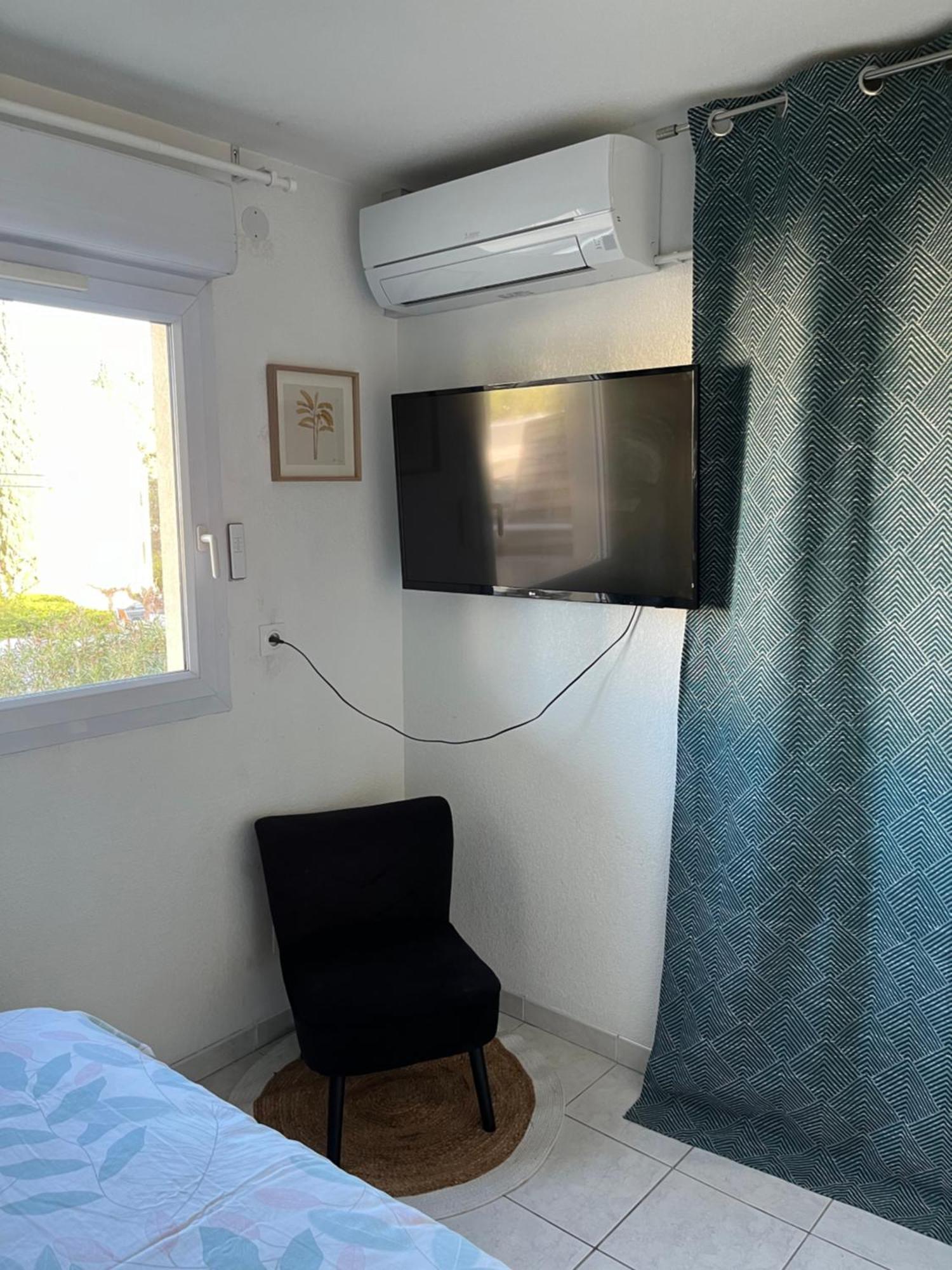 Joli T2/ Tram/ Clim/ Parking/ Wifi/ Piscine Apartment Монпелие Екстериор снимка